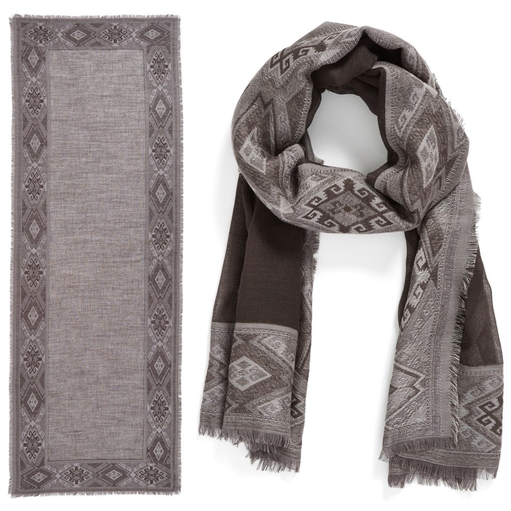 NWT Hinge Diamond Jacquard Border Scarf